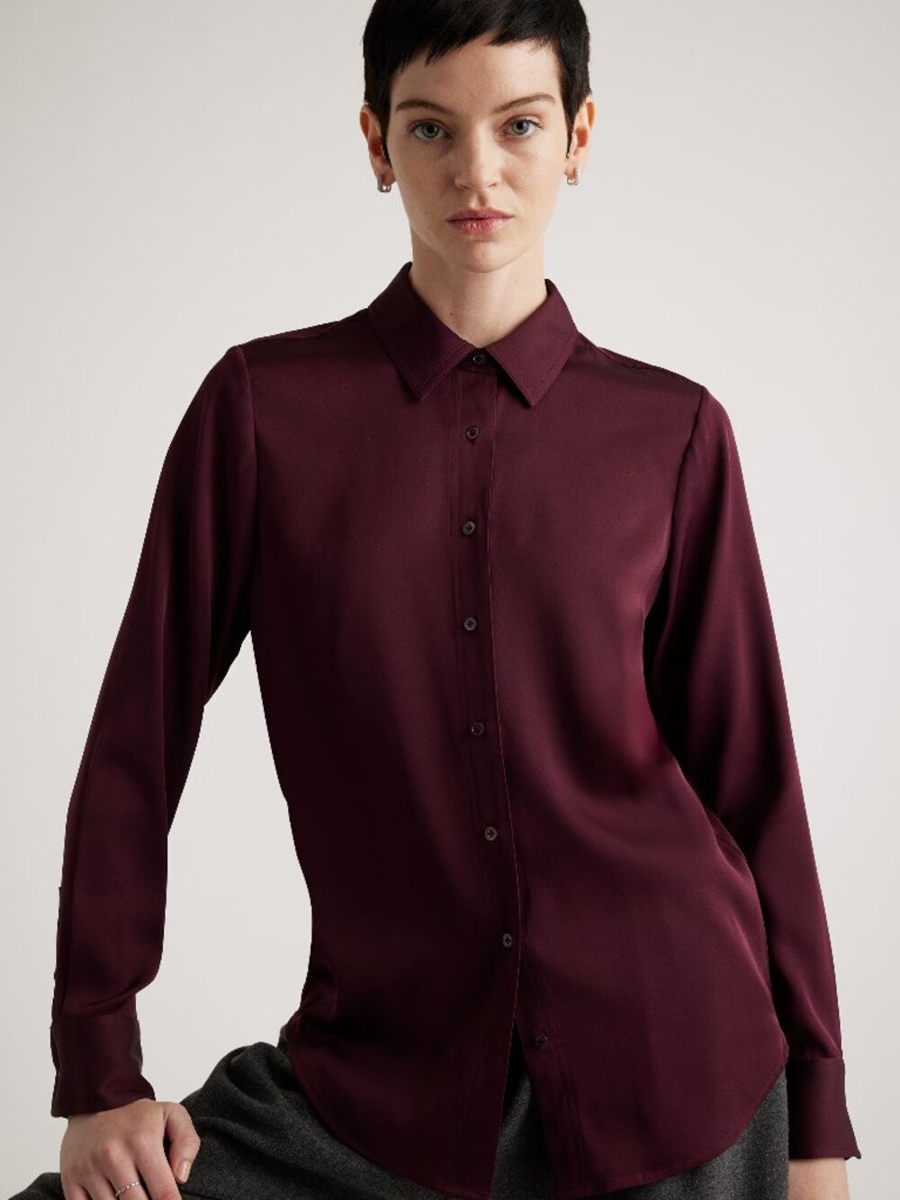 Quince Stretch Silk Button Down in Wine Red